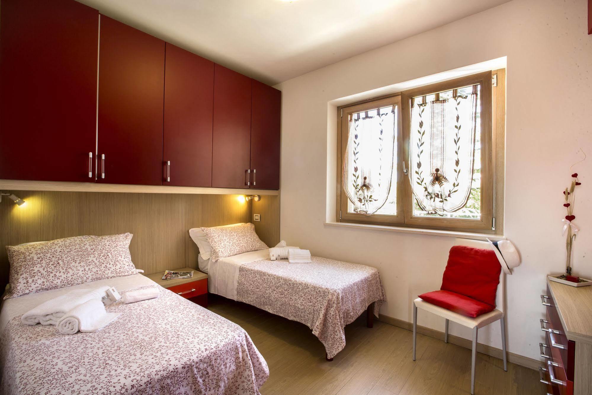 Residence Belohorizonte Macerata Esterno foto